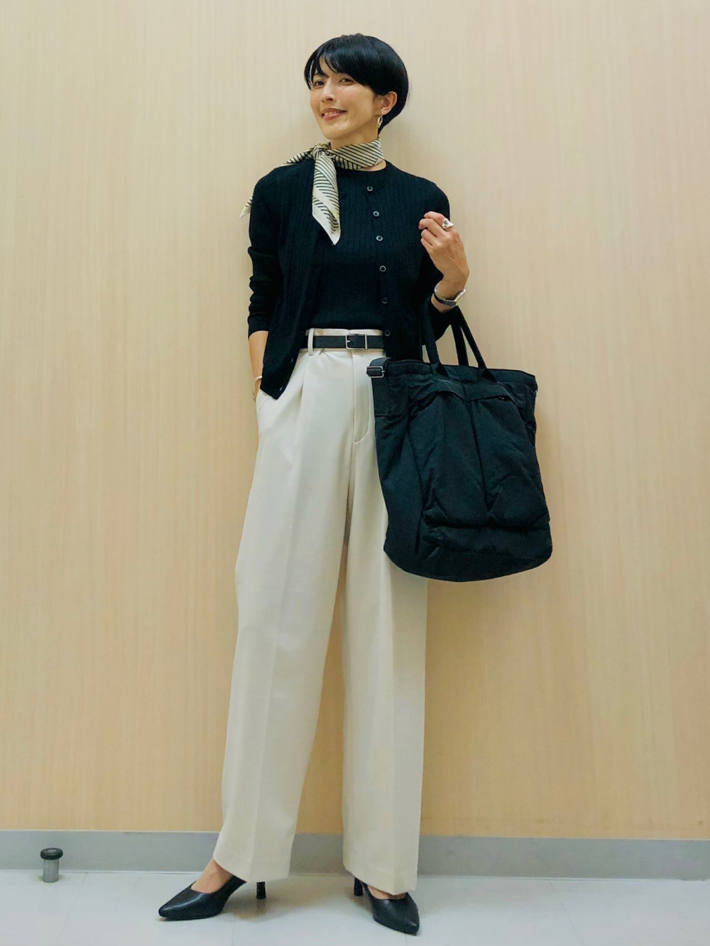 極美品 UNIQLO ダブルジャケット タックワイドパンツ セットアップ リラックステーラードジャケット、タックワイドストレートパンツ