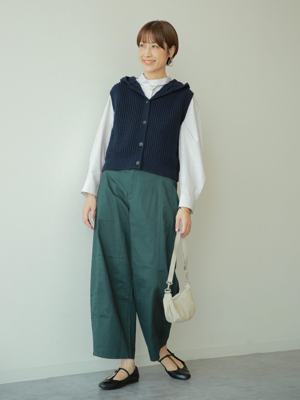 ワッフルニットフーデッドベスト」の着用コーディネート| ユニクロ公式