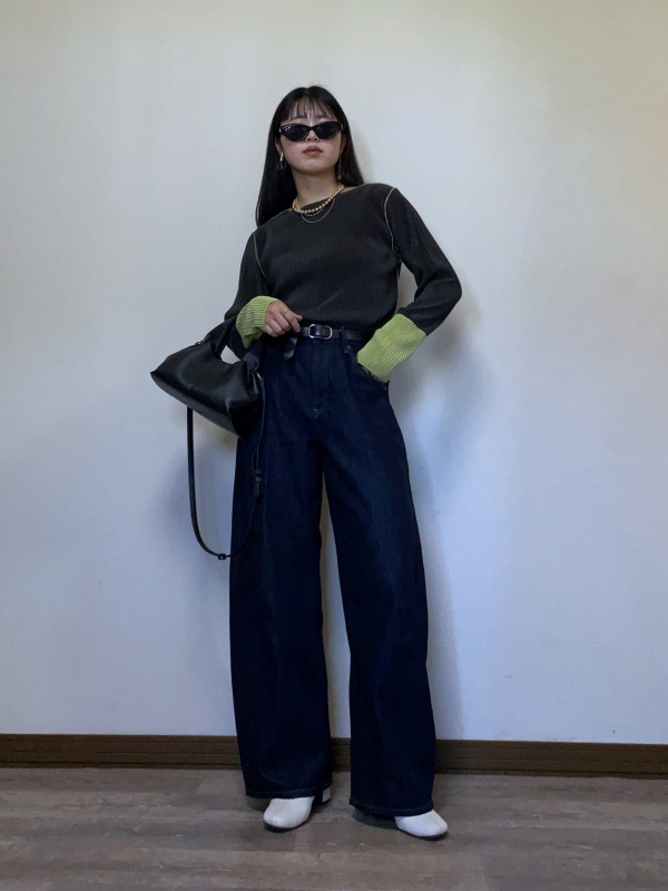 落ち着いたデザインで使いやすい！スキー旅行にもオススメ！FILA UNIQLO 落ち着いたデザインで使いやすい！スキー旅行にもオススメ！FILA