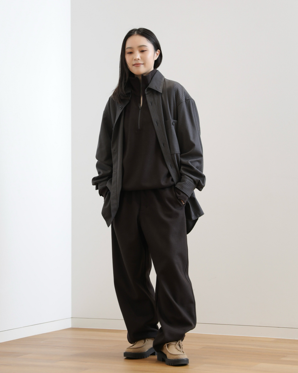 ダブルフェイスフルジップジャケット　BLACK UNIQLOU ブラッシュドスウェットワイドパンツ、ダブルフェイスフルジップ