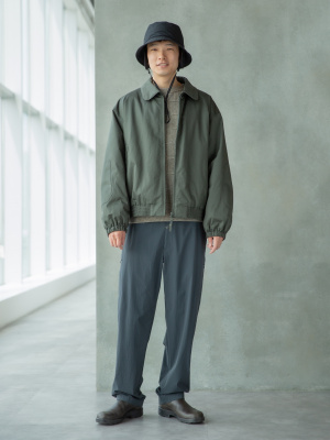 ユニクロ公式 | パフテックショートブルゾン