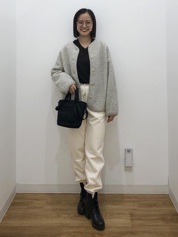 ソフトニットフリースVネックT」の着用コーディネート| ユニクロ公式