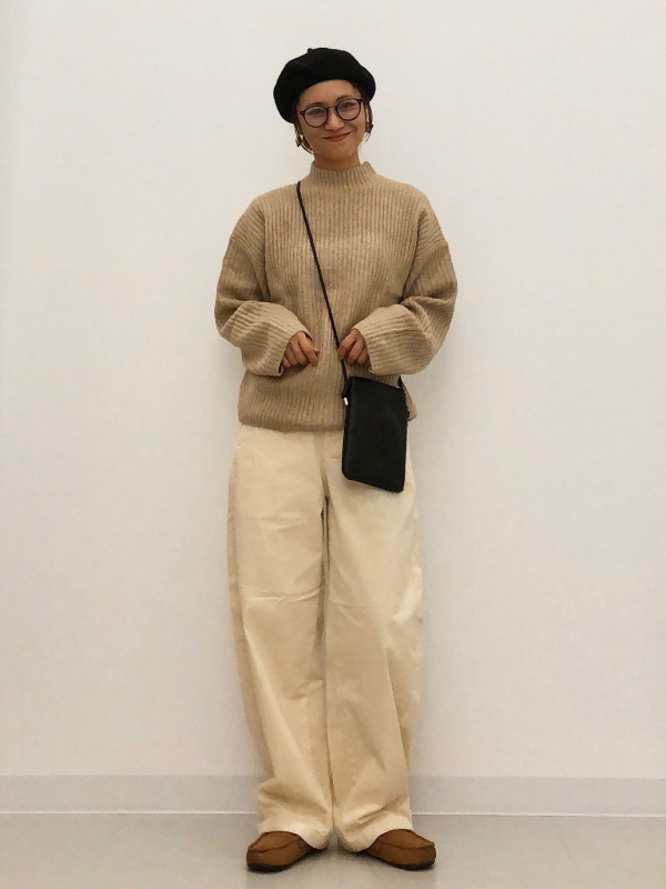 ユニクロ　コーデュロイカーブパンツ　2点セット 公式スタイリング | ユニクロ公式