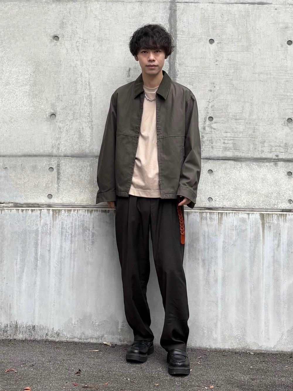 ジップアップショートブルゾン」の着用コーディネート| ユニクロ公式