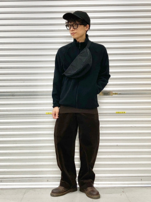 ユニクロ公式 | コーデュロイカーブパンツ