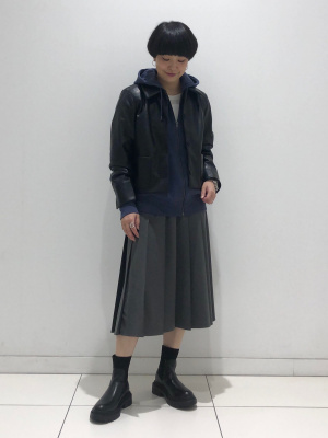 ユニクロ公式 | ホルターネックブラタンクトップ