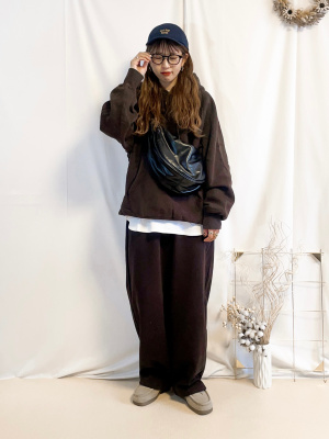 【ポテチ様】 /pomppiaポンピアブラウン/Mサイズラウンドショルダー革黒 ポテチ様】 /pomppiaポンピアブラウン/Mサイズラウンド