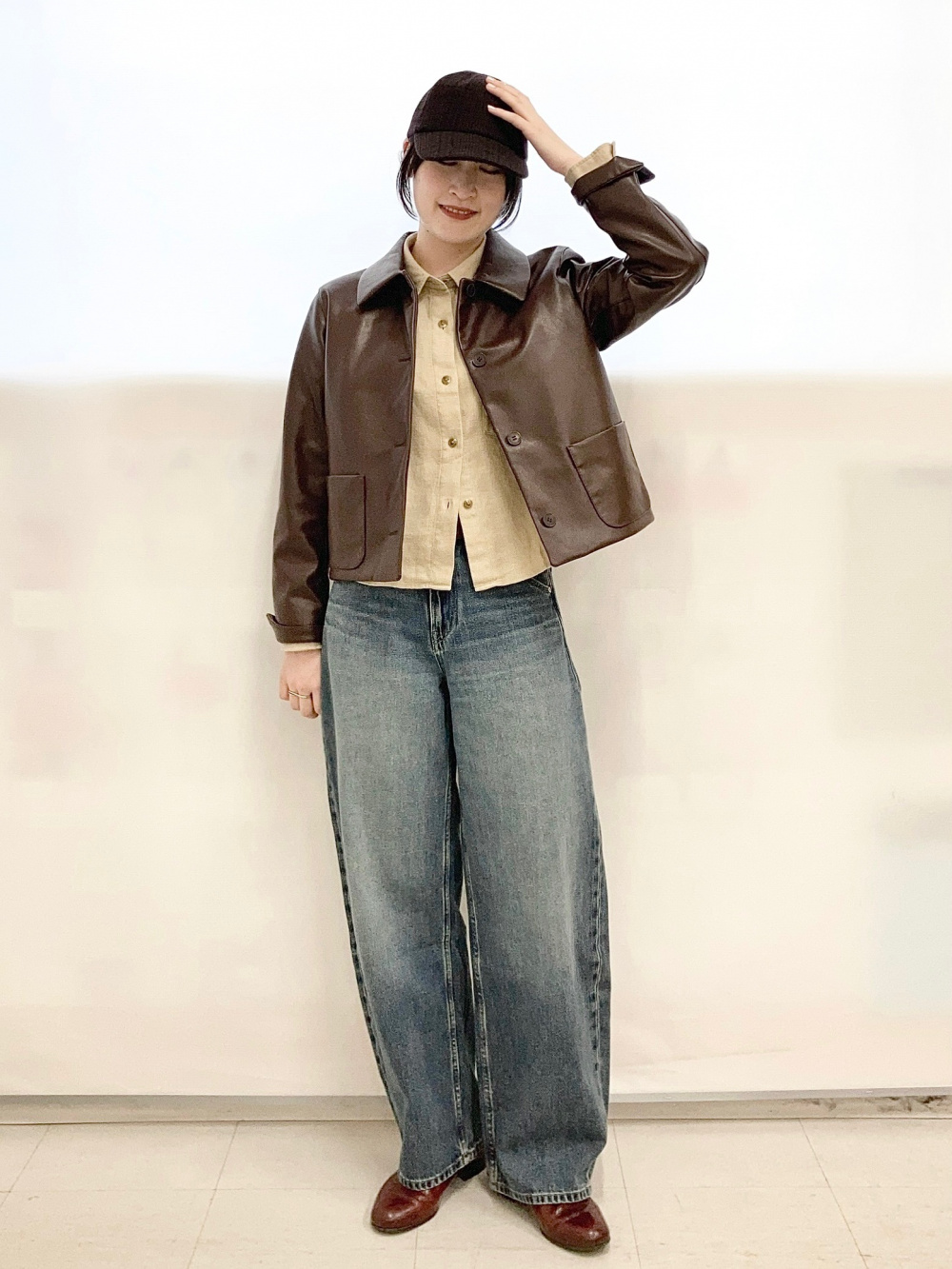 コーティングショートジャケット」の着用コーディネート| ユニクロ公式