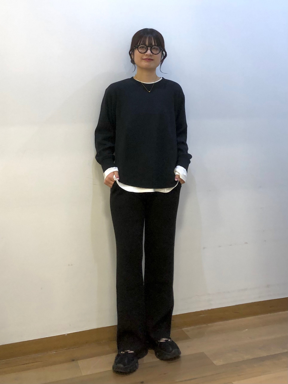 ワッフルT/長袖、デニムタックパンツ」の着用コーディネート| ユニクロ公式
