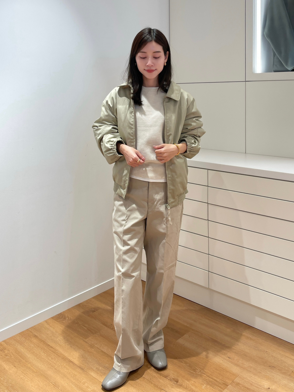 パフテックショートブルゾン」の着用コーディネート| ユニクロ公式