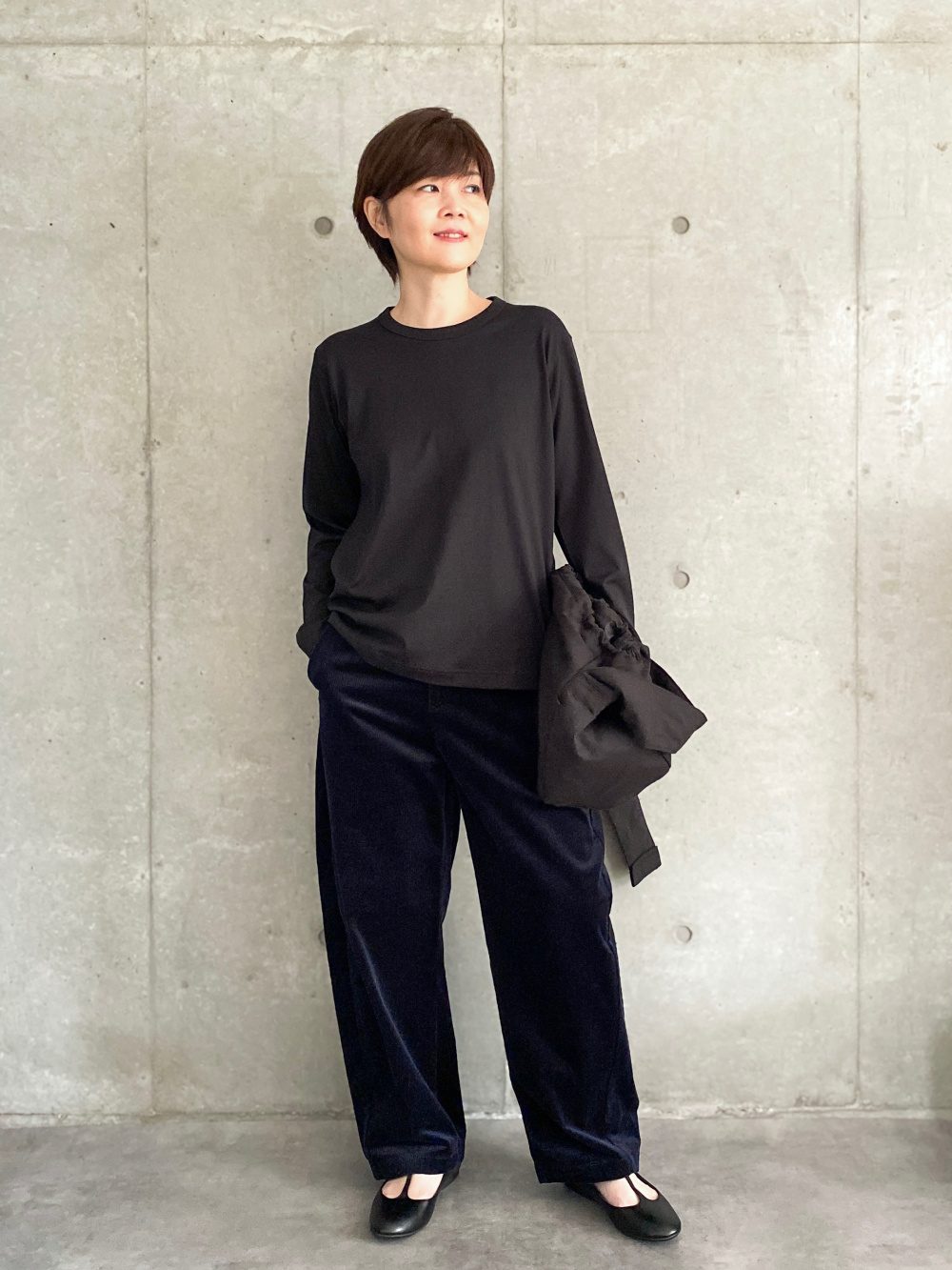 感動ダブルジャケットリラックスフィット、感動タックワイドパンツ」の