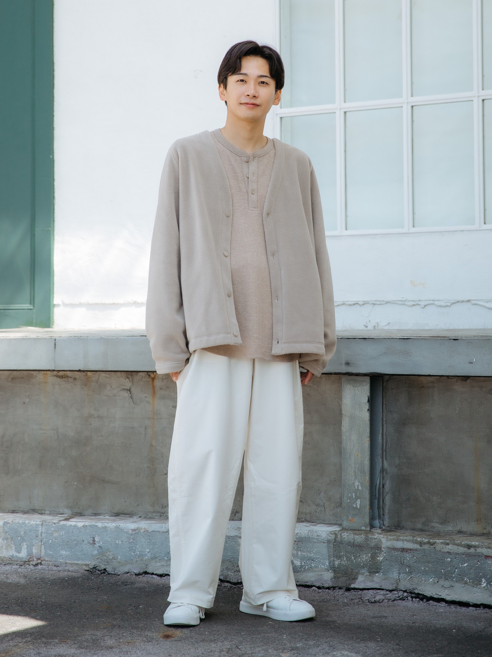 ワッフルヘンリーネックTシャツ、ヒートテックボアスウェットパンツ