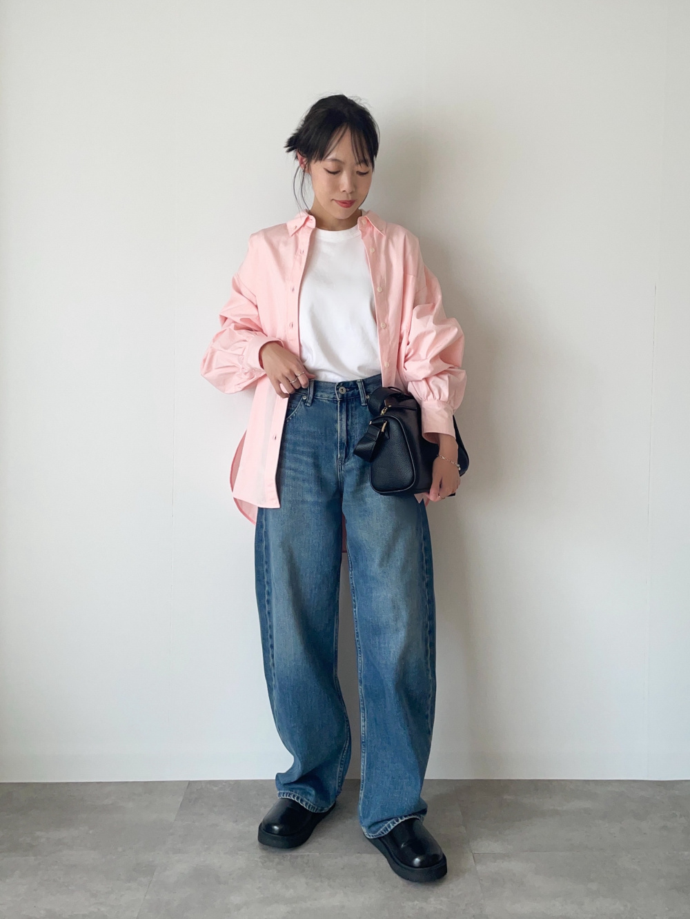 ツイードオーバーサイズジャケット、ツイードタックワイドパンツ」の