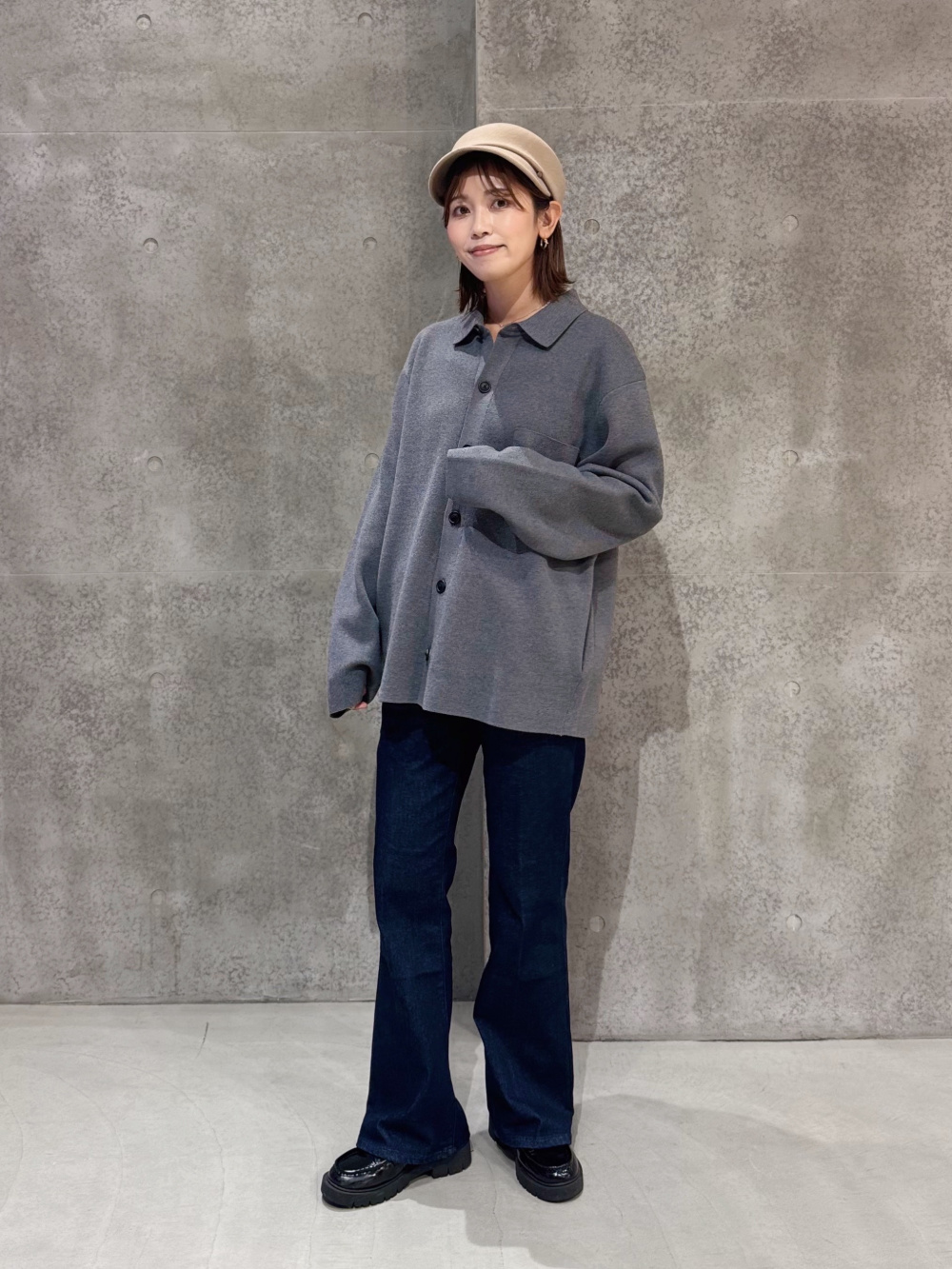 スリムフレアトラウザージーンズ」の着用コーディネート| ユニクロ公式