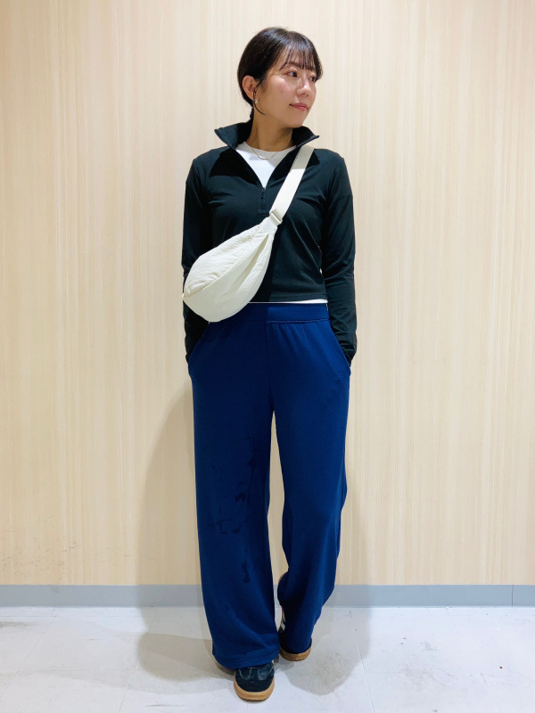 エアリズムソフトハーフジップT/長袖（レディース）の着用