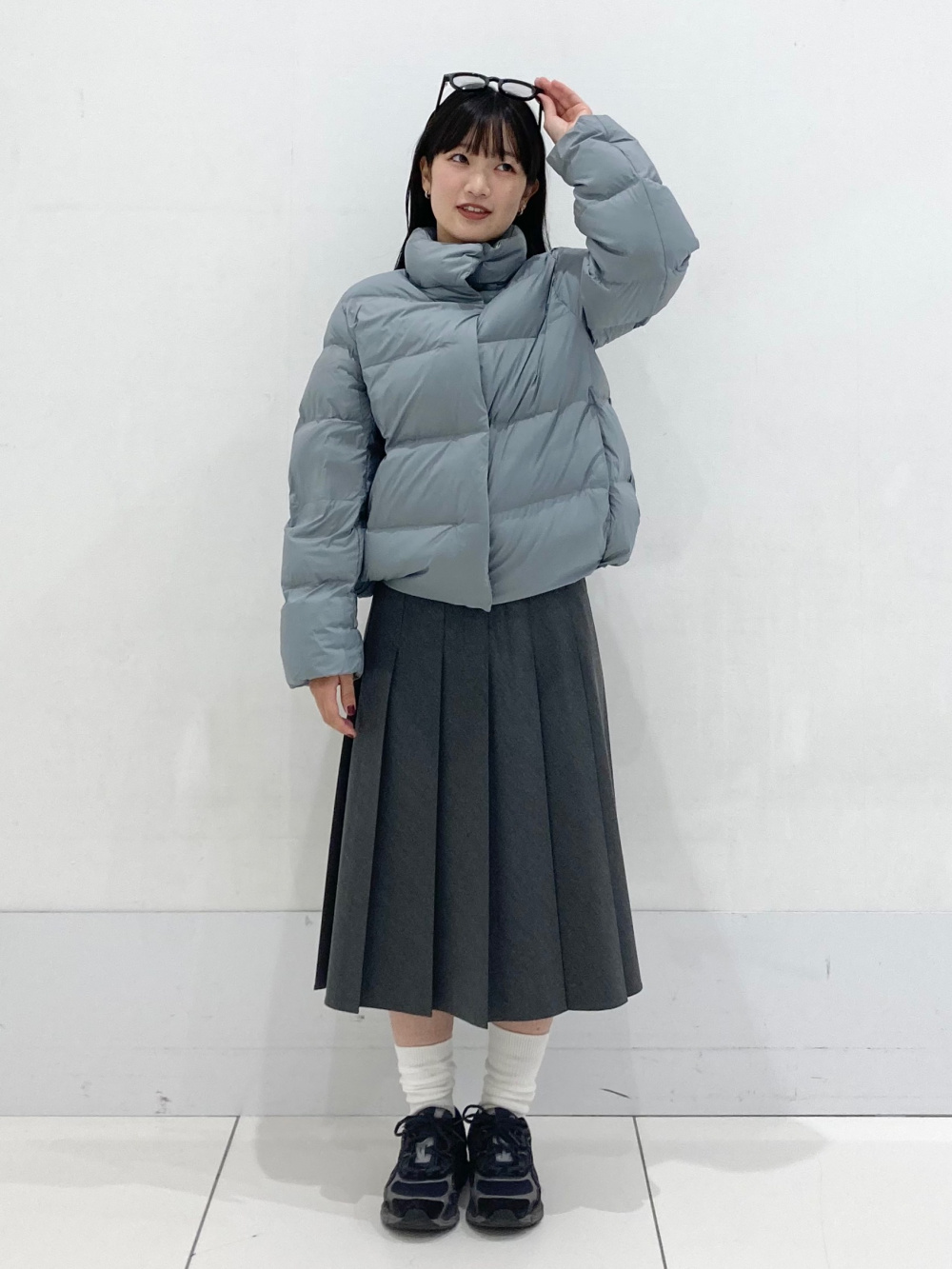 パウダーソフトダウンジャケット、フラッフィクルーネックセーター」の