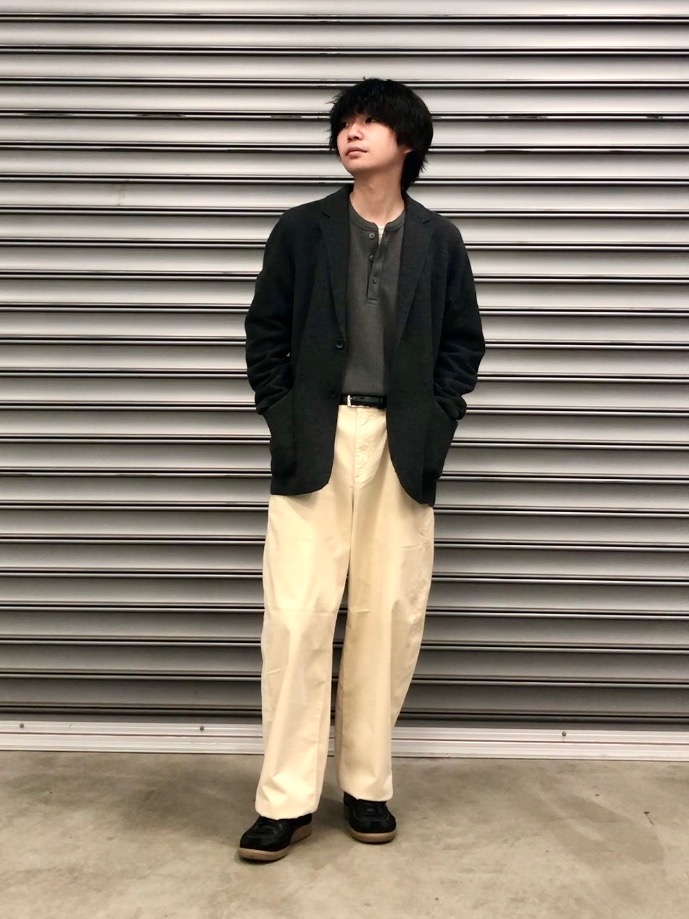 ワッフルヘンリーネックTシャツ、コーデュロイイージーアンクルパンツ