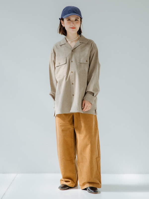 ブラッシュドコットンオーバーサイズシャツ（メンズ）の着用