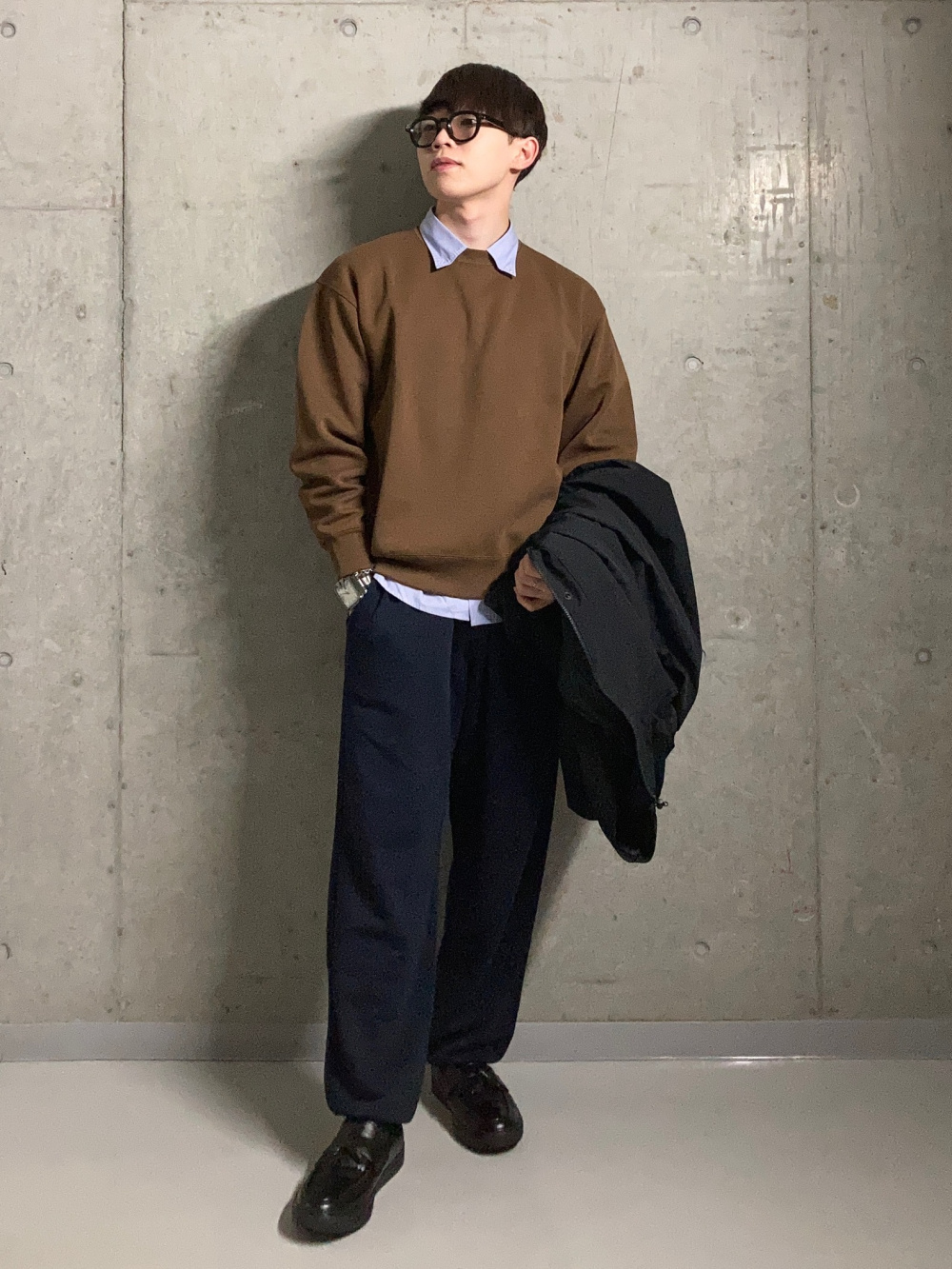 スウェットワイドパンツ/丈長め、パフテックハーフコート」の着用