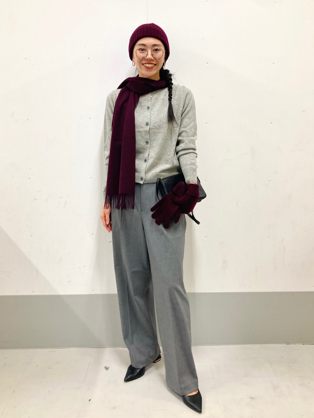 カシミヤクルーネックショートカーディガン グレー　ユニクロ　Mサイズ ユニクロ 読む試着室】ユニクロ：シーで話題の「カシミヤクルー