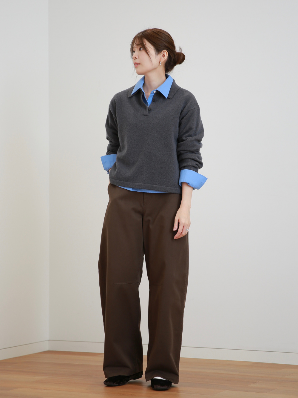 ボクシーラガーポロシャツ、オックスフォードシャツ」の着用