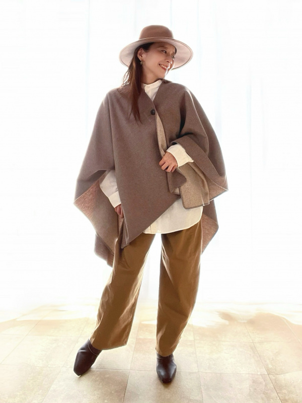 ユニクロ　コットンカーブアンクルパンツ　ベージュ ユニクロ コットンカーブアンクルパンツ ベージュ ユニクロ公式