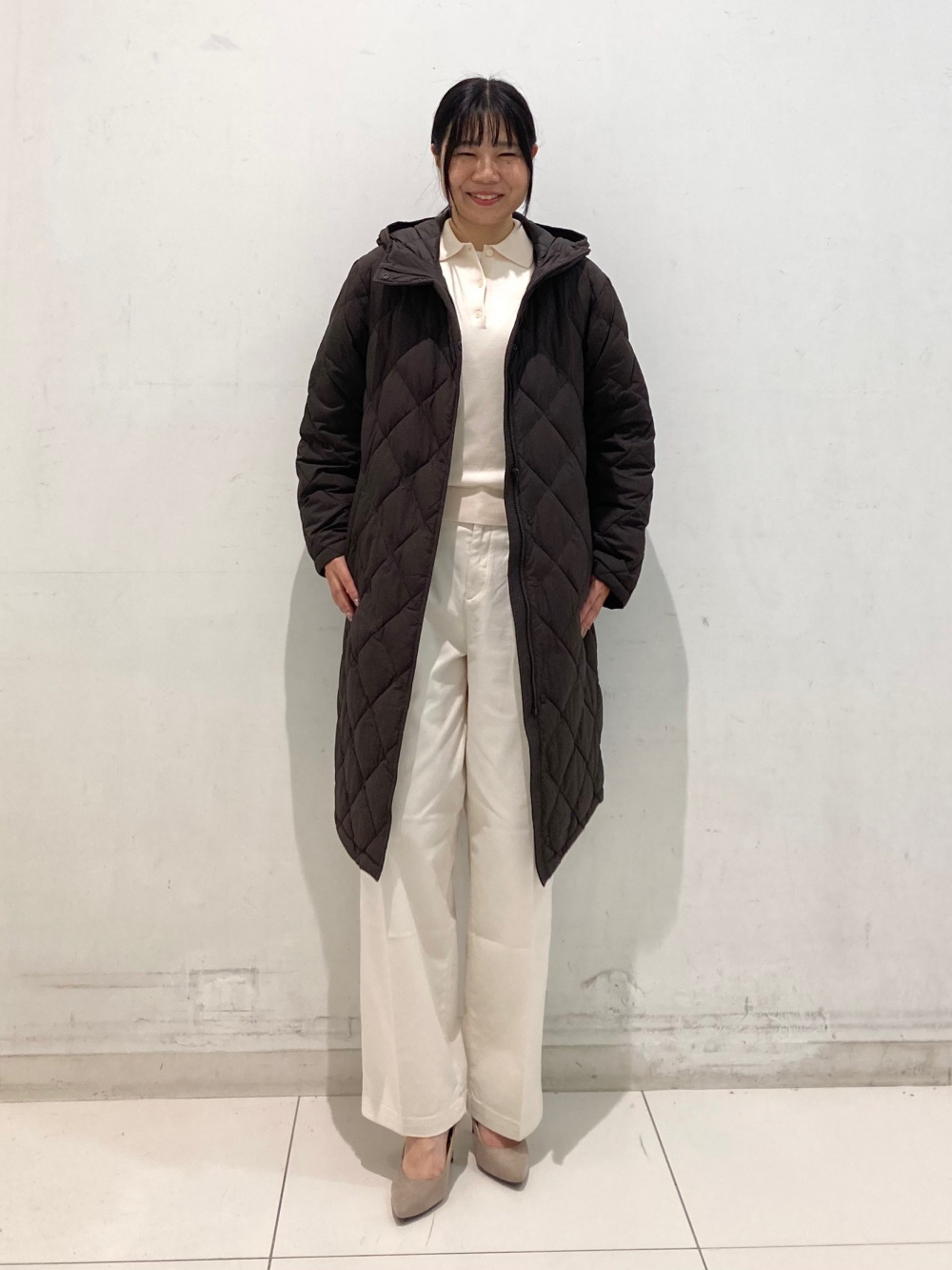 パフテックロングコートリラックスフィット、メリノポロセーター」の