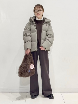 ユニクロ公式 | シームレスダウンパーカ