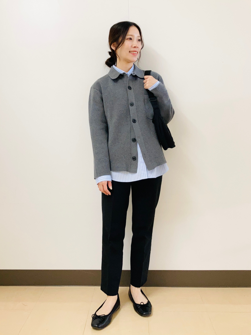 感動ジャケット、レーヨンスキッパーブラウス/ノースリーブ」の着用