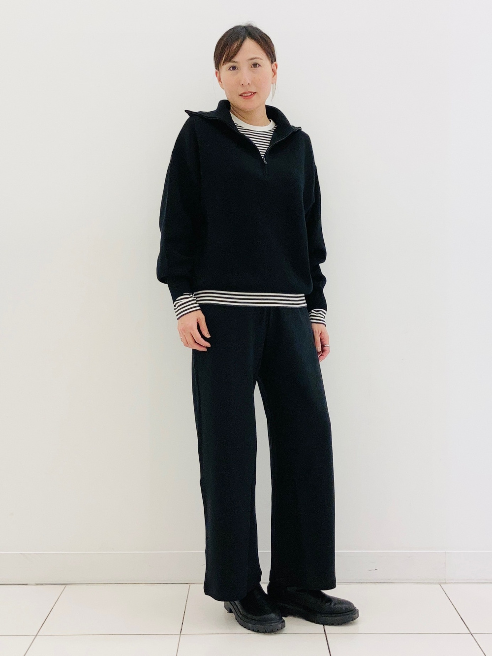 ブラッシュドスウェットワイドパンツ、ステンカラーロングコート」の