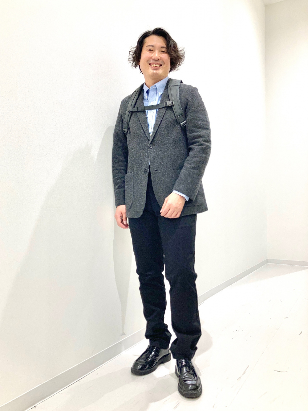 ウィンドプルーフ2WAYコート、オックスフォードシャツ」の着用