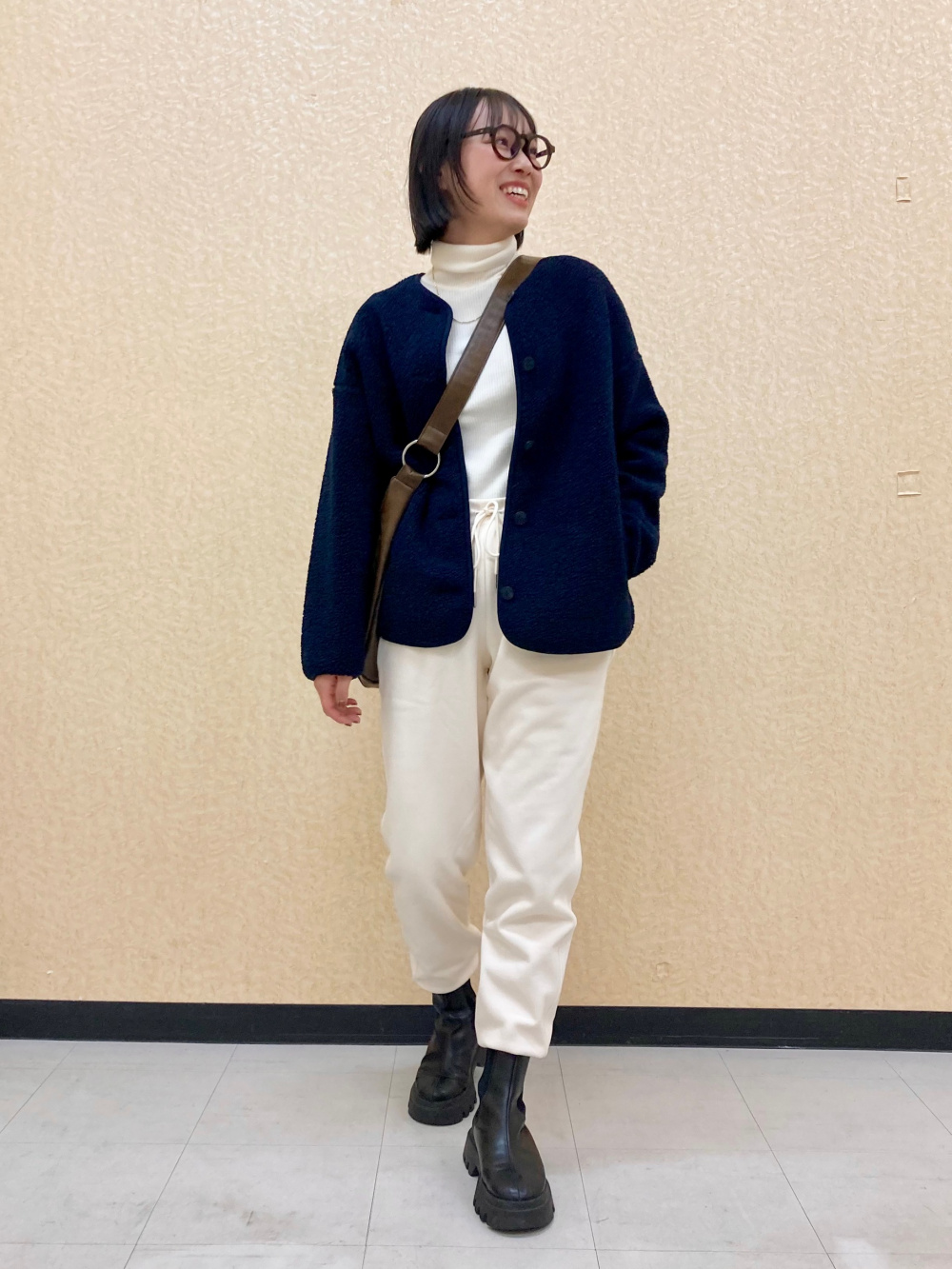 カシミヤクルーネックショートカーディガン、メリノリブタートルネック