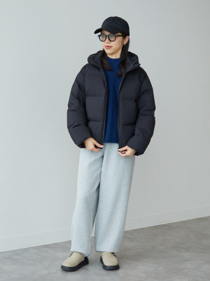 ユニクロ公式 | シームレスダウンパーカ