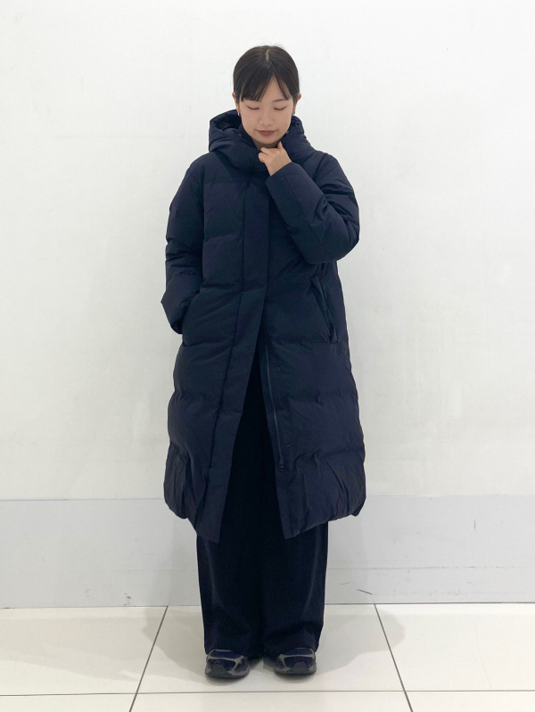 シームレスダウンロングコート（レディース）の着用コーディネート一覧
