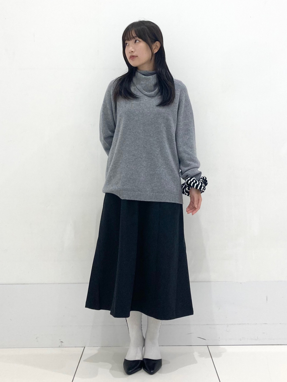 ダブルロングコート、カシミヤリラックスVネックセータースカーフつき