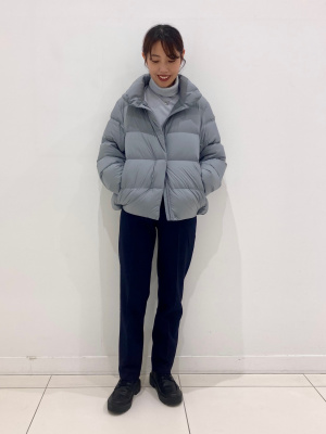値下げ！UNIQLO パウダーソフトダウンジャケット　BLUE ブルー　Lサイズ ユニクロ公式 | パウダーソフトダウンジャケット(レディース)
