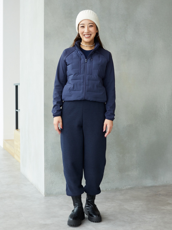【新品未使用】ユニクロ コンビネーションパフテックジャケット M ネイビー コンビネーションパフテックジャケット」のレディースのコーディネート