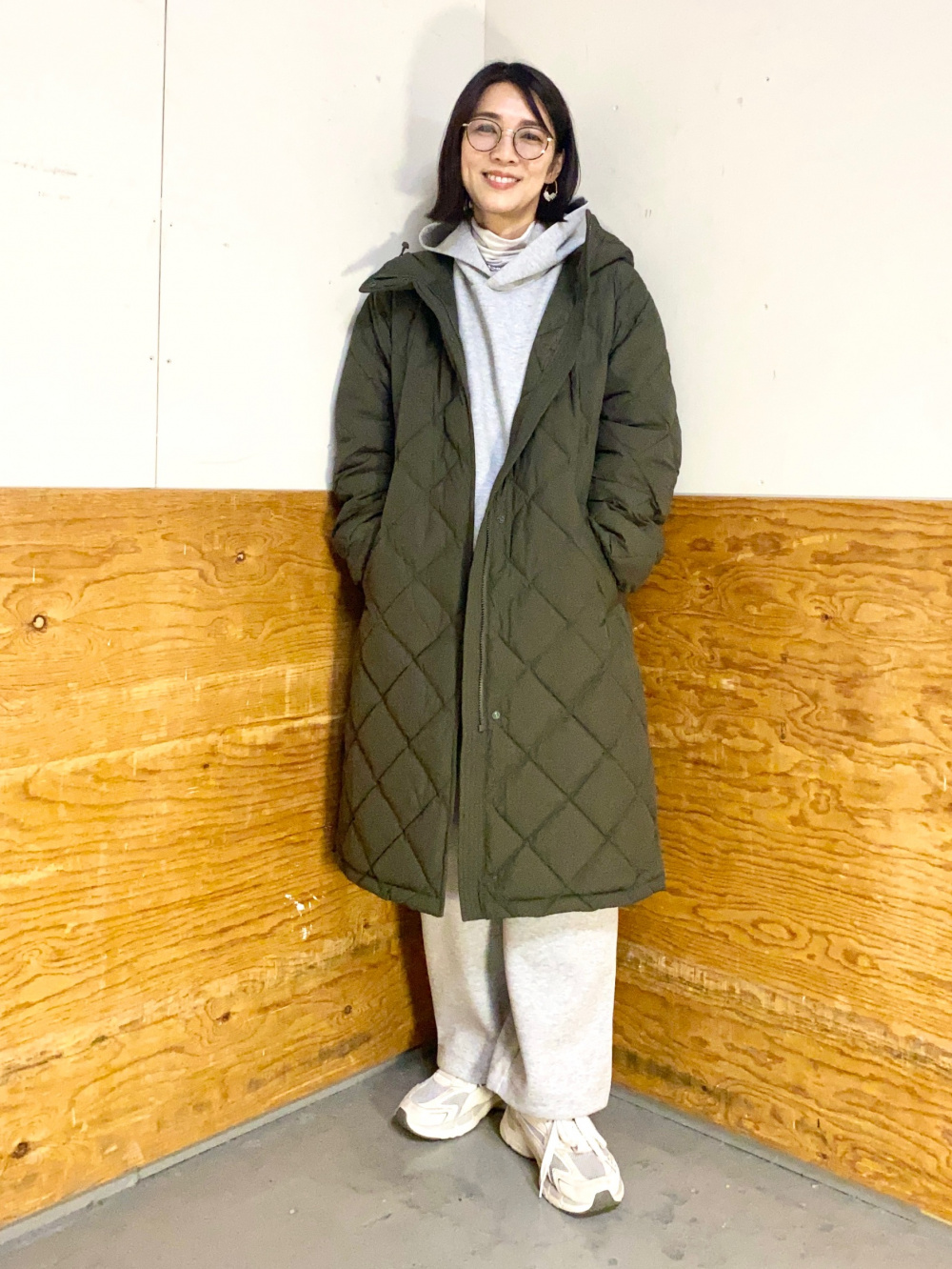 新品同様◆UNIQLO パフテックロングコート リラックスフィット M オリーブ パフテックロングコートリラックスフィット、ストレッチショートブーツ