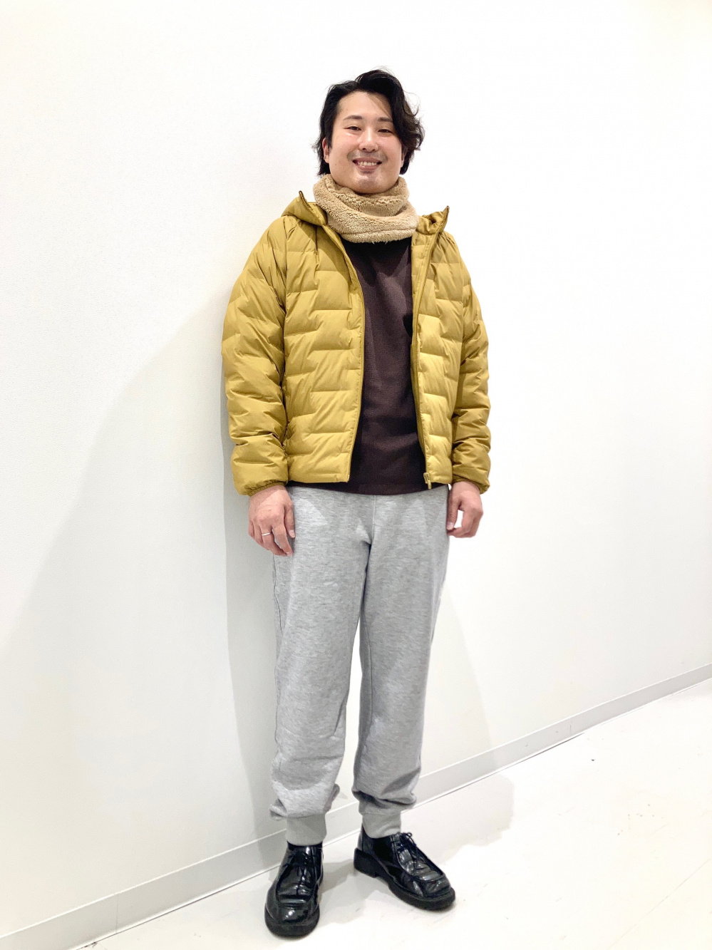 C6813 ソフトフリースブルゾン×ニットコーデ ソフトニットフリースクルーネックT、フリースジャケット」の着用