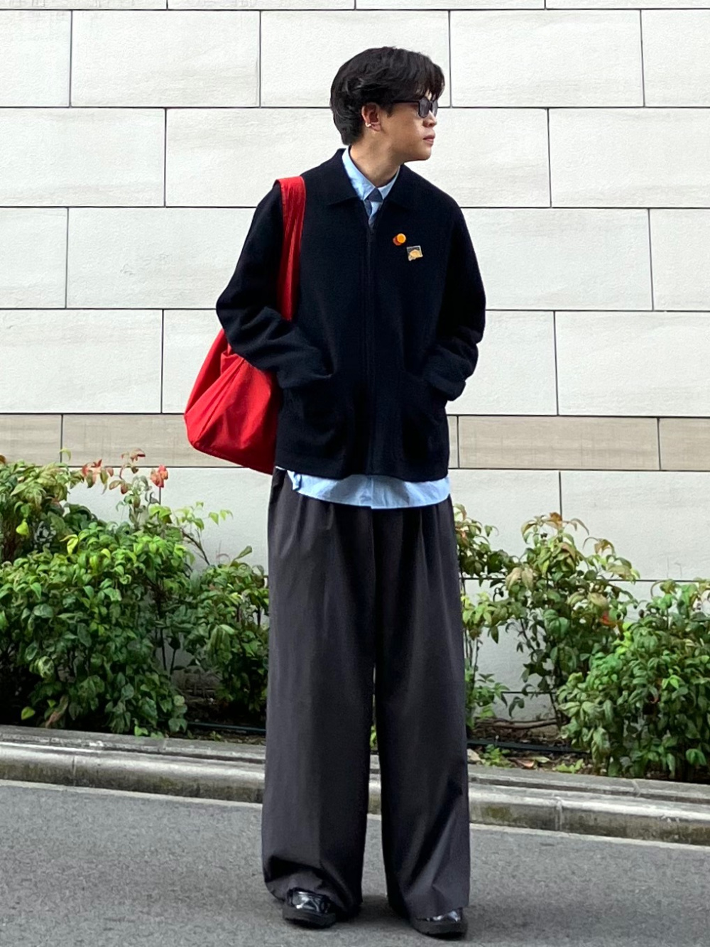 感動ダブルジャケットリラックスフィット、感動タックワイドパンツ」の