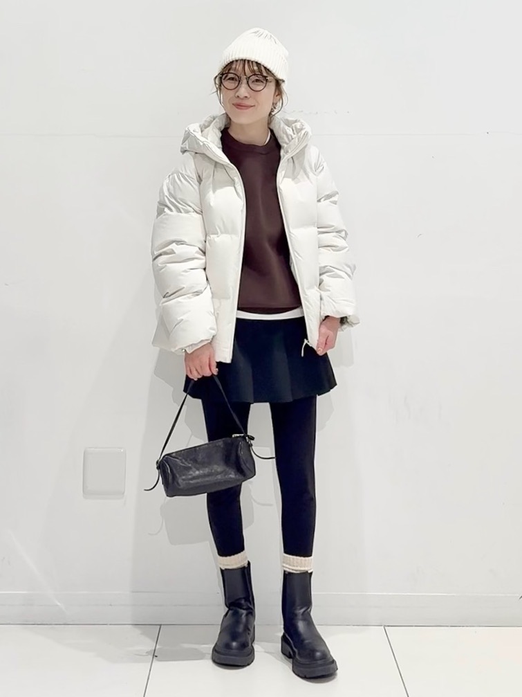 C6813 ソフトフリースブルゾン×ニットコーデ ソフトニットフリースクルーネックT、フリースジャケット」の着用