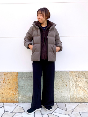 ユニクロ公式 | シームレスダウンパーカ