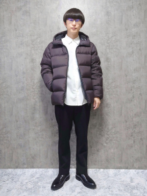 ユニクロ公式 | ライトダウンボリュームパーカ