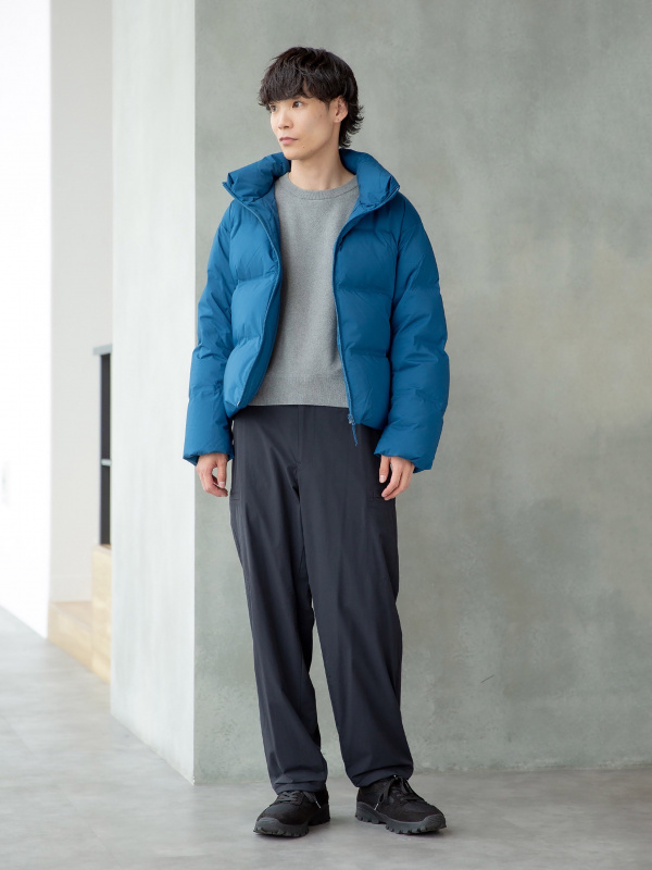 シームレスダウンショートジャケット（レディース）の着用