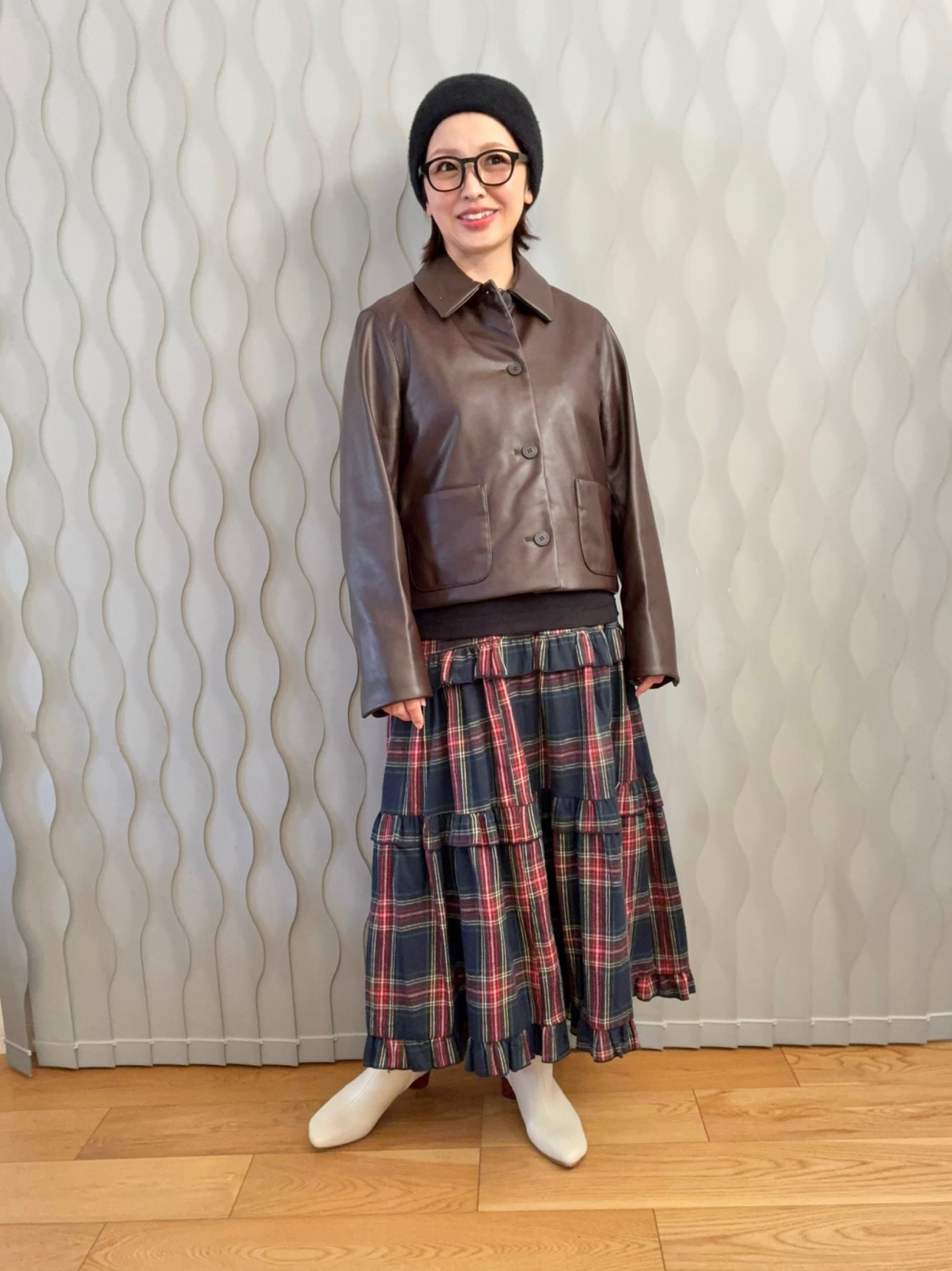 コーティングショートジャケット」の着用コーディネート| ユニクロ公式