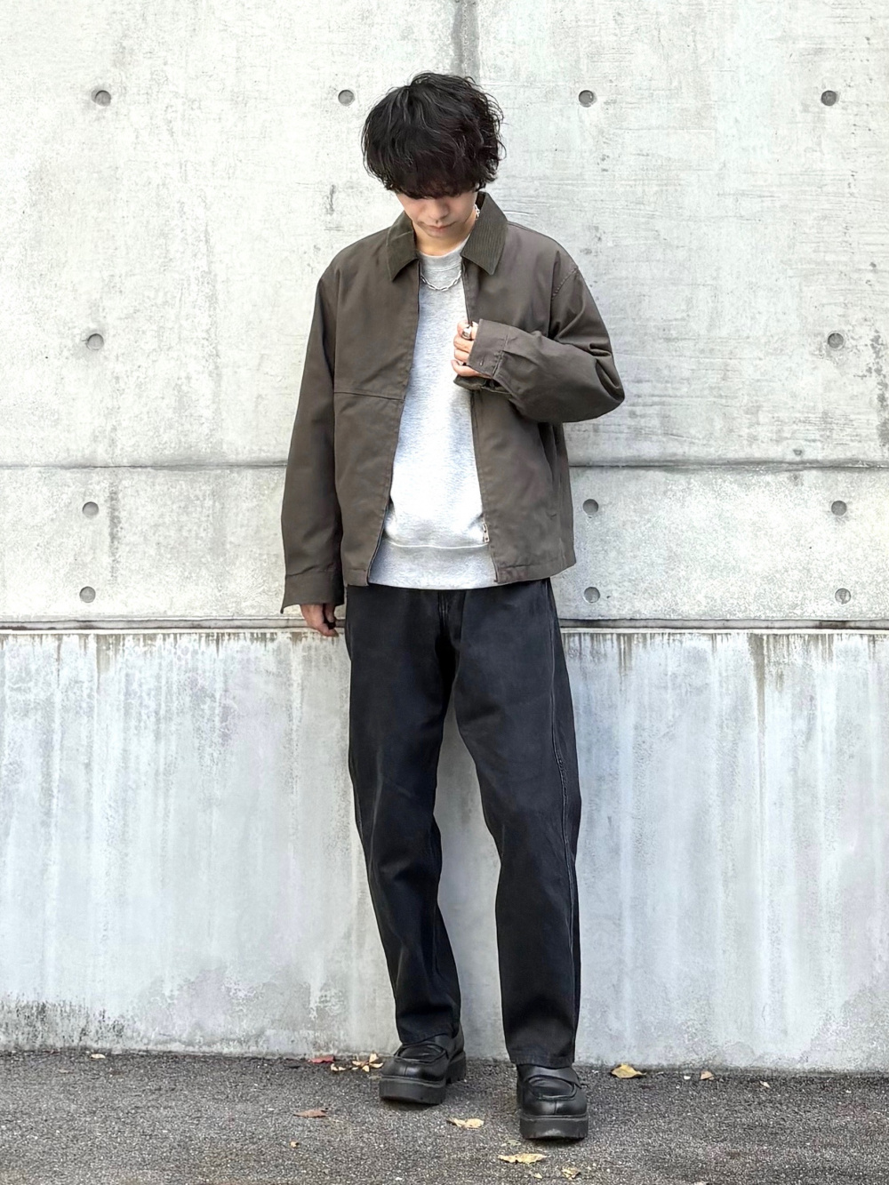 スウェットフルジップパーカ、デニムジャケット」の着用コーディネート