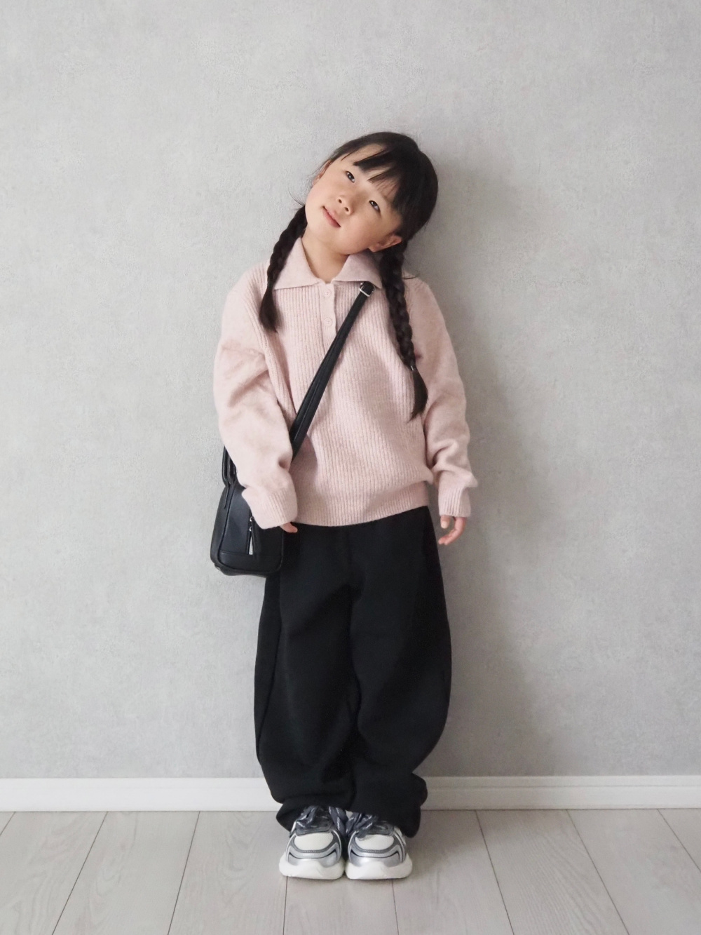 GIRLS スフレヤーンポロセーター」の着用コーディネート| ユニクロ公式