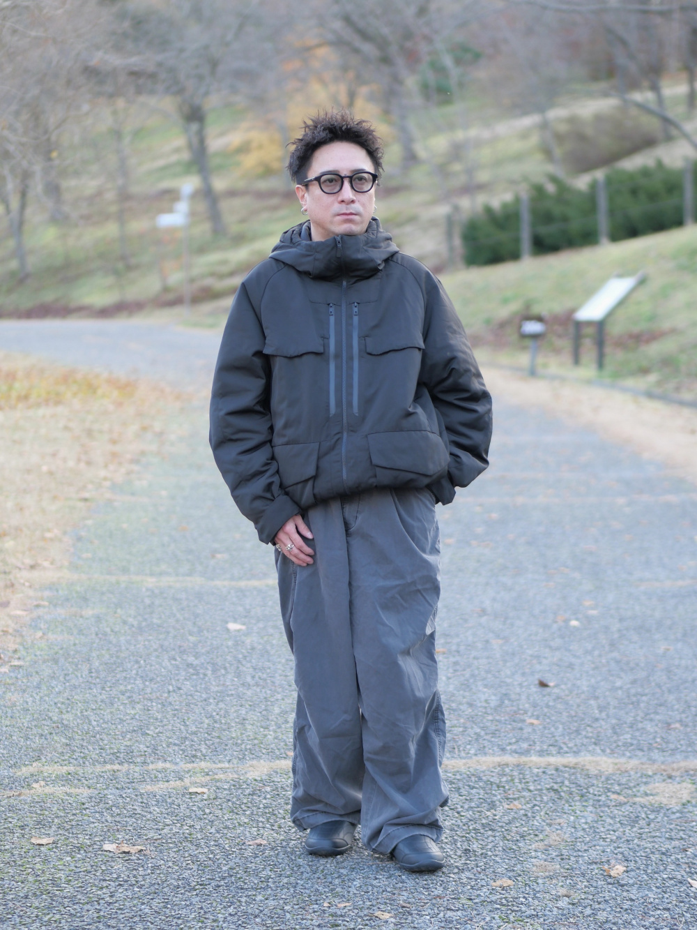 UNIQLO リサイクルハイブリッドダウンジャケット ブラック Lサイズ UNIQLO - ユニクロ リサイクルハイブリッドダウンジャケット ブラック