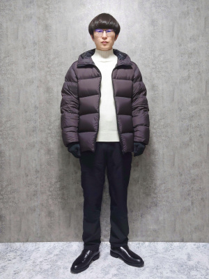 ユニクロ公式 | ライトダウンボリュームパーカ