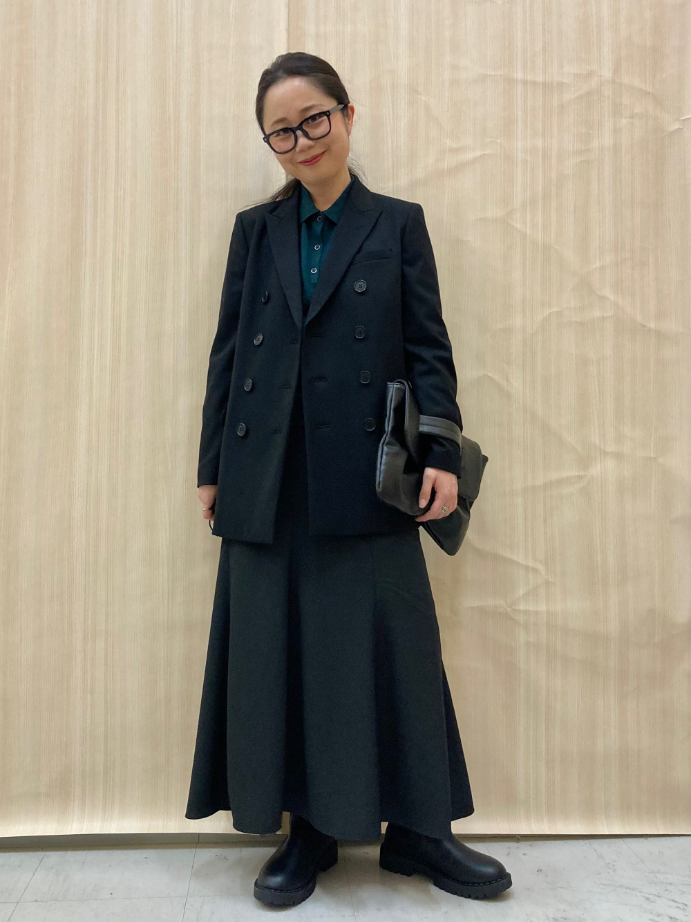 パフテックロングコートリラックスフィット、メリノポロセーター」の